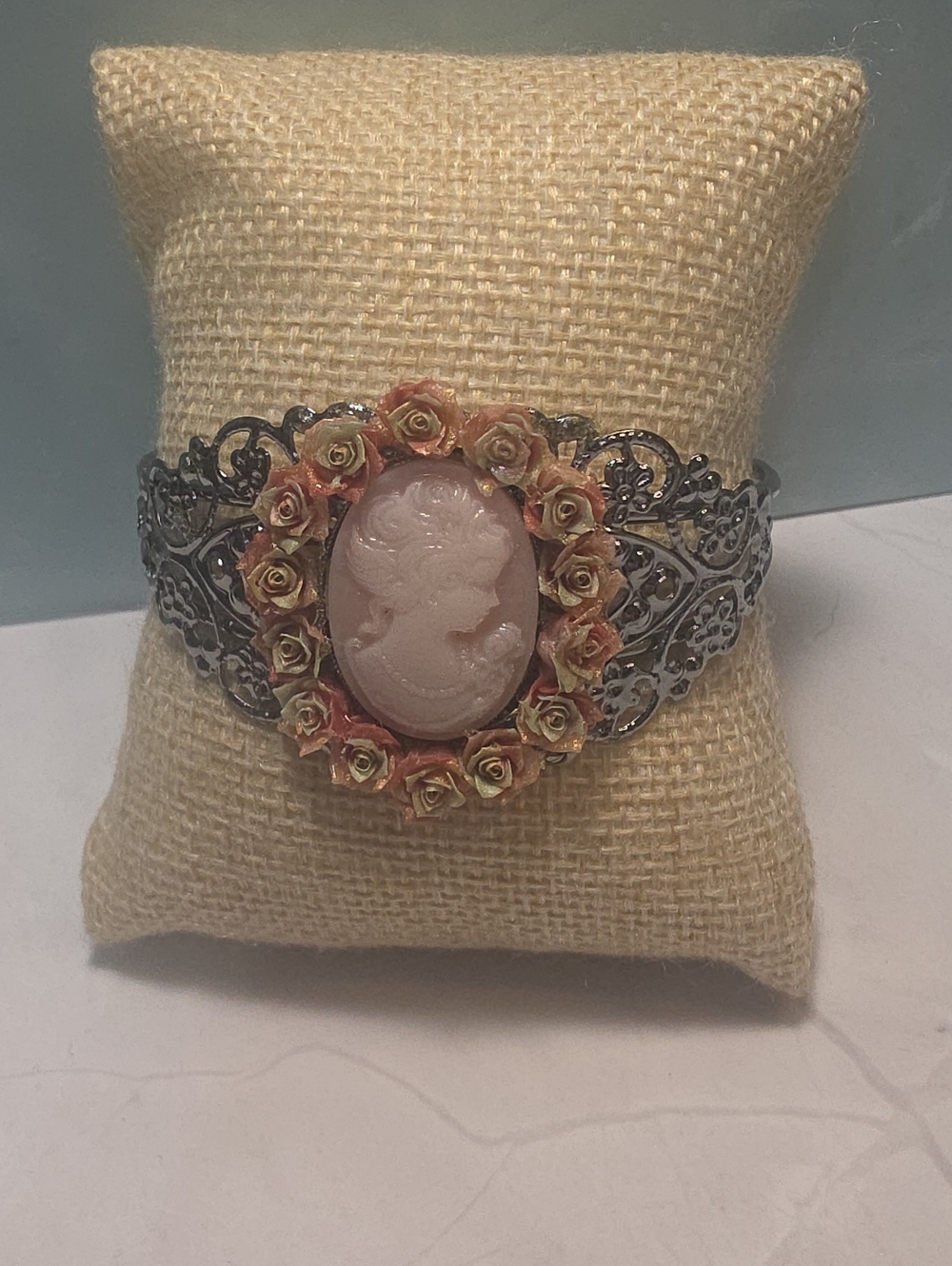 Pink Cameo Floral Filigree Bracelet